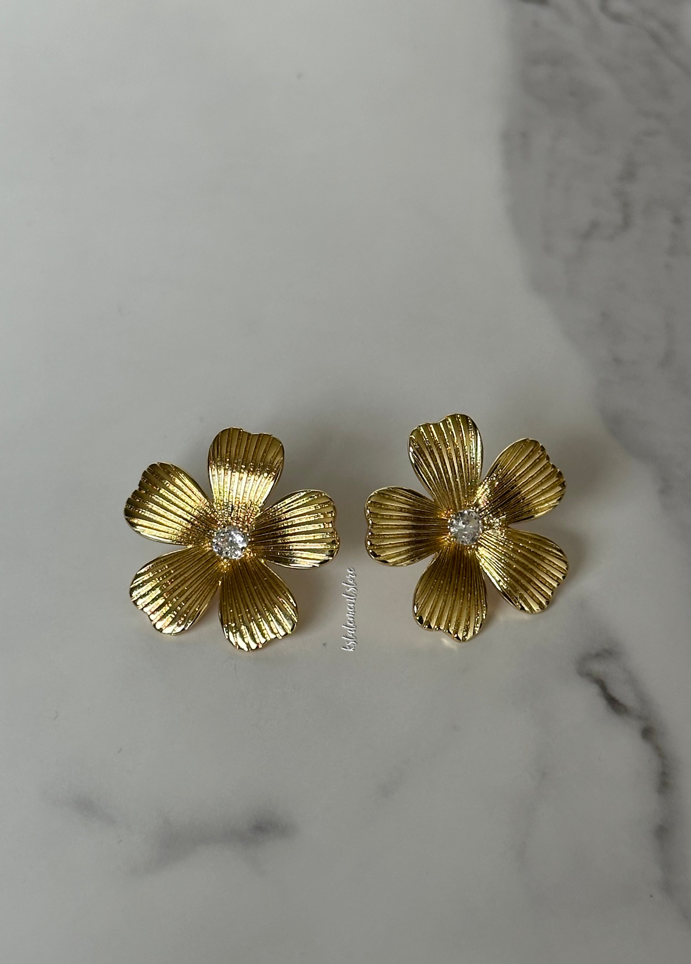 Bula Bloom Earrings