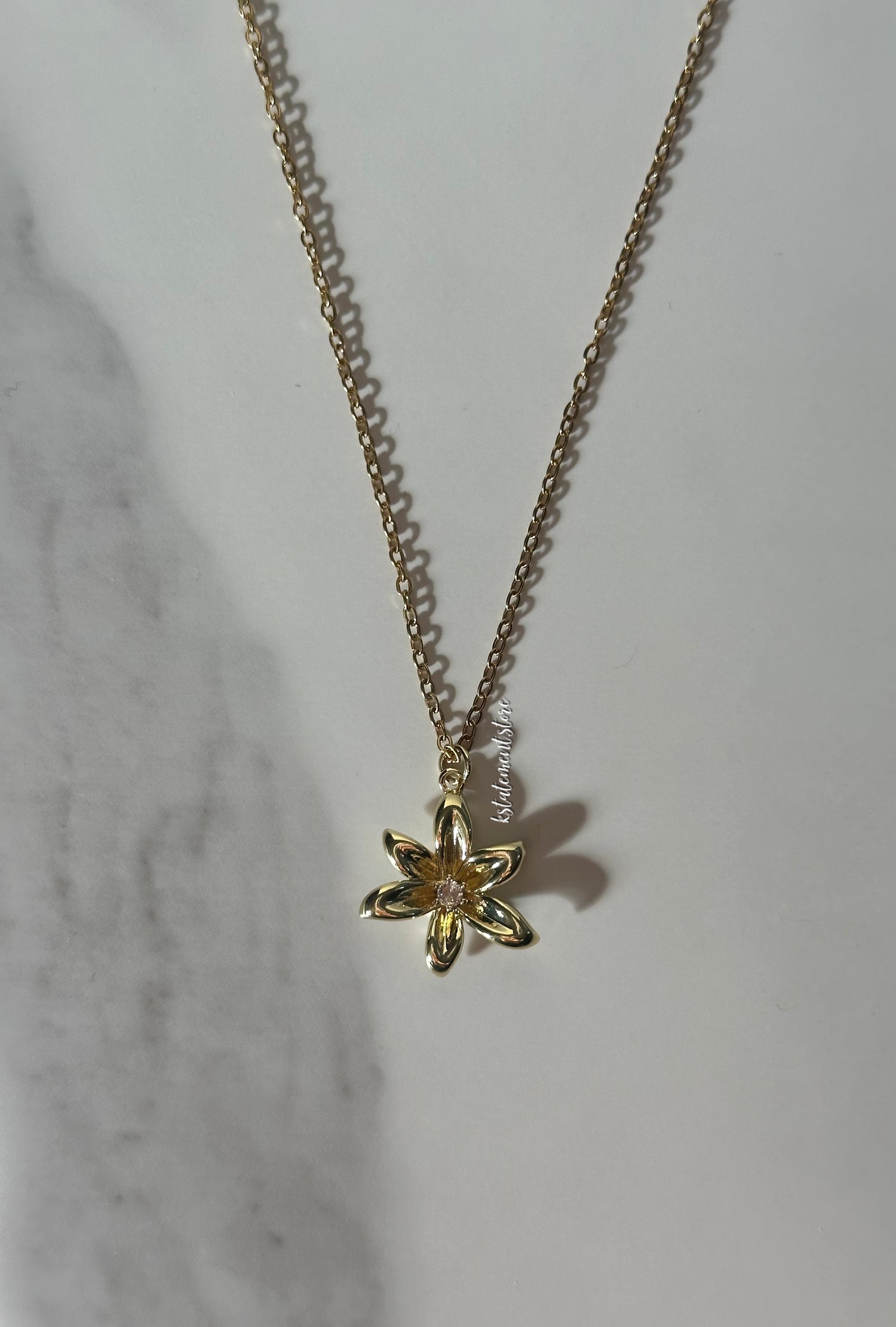 Laisa Bloom Necklace