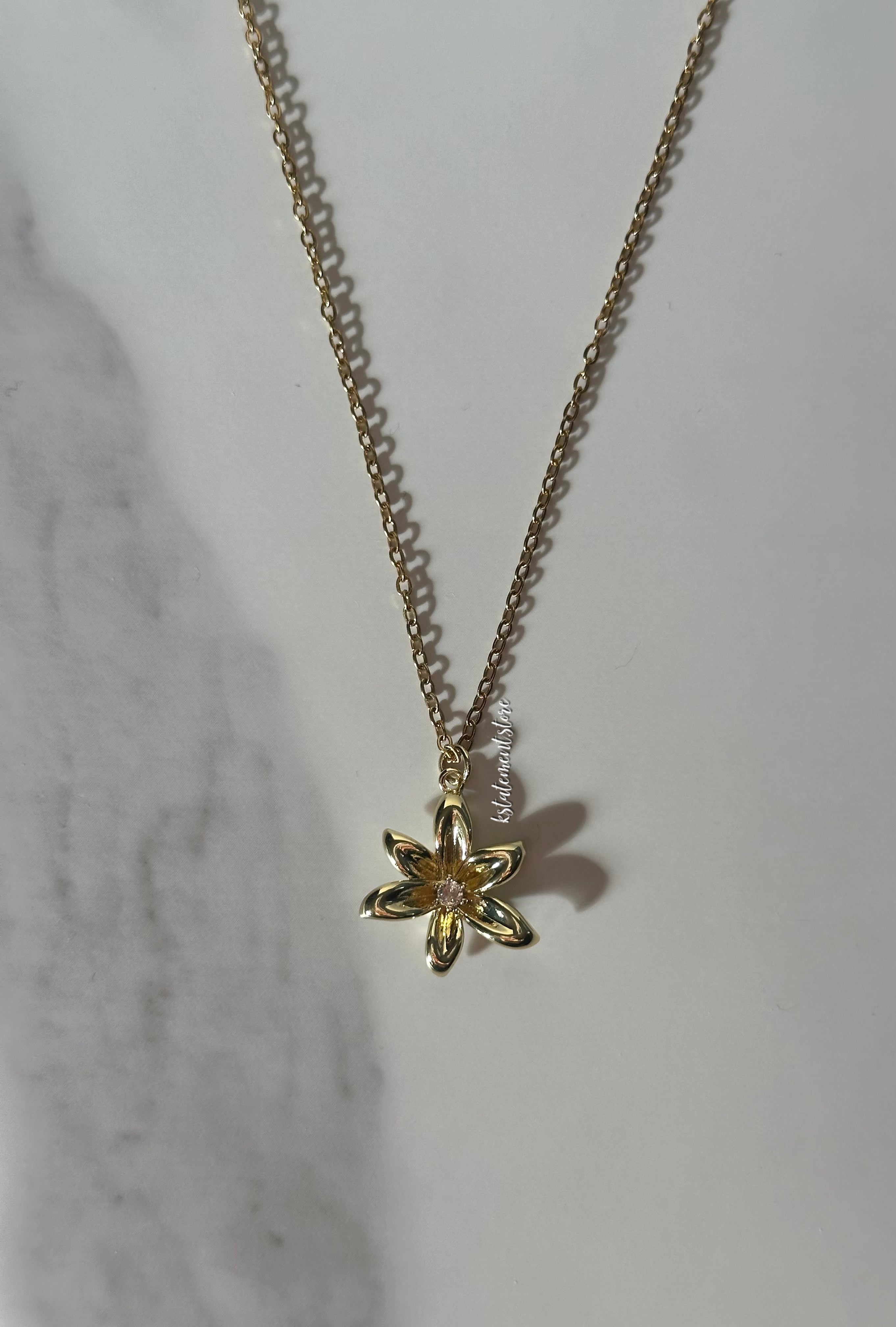 Laisa Bloom Necklace