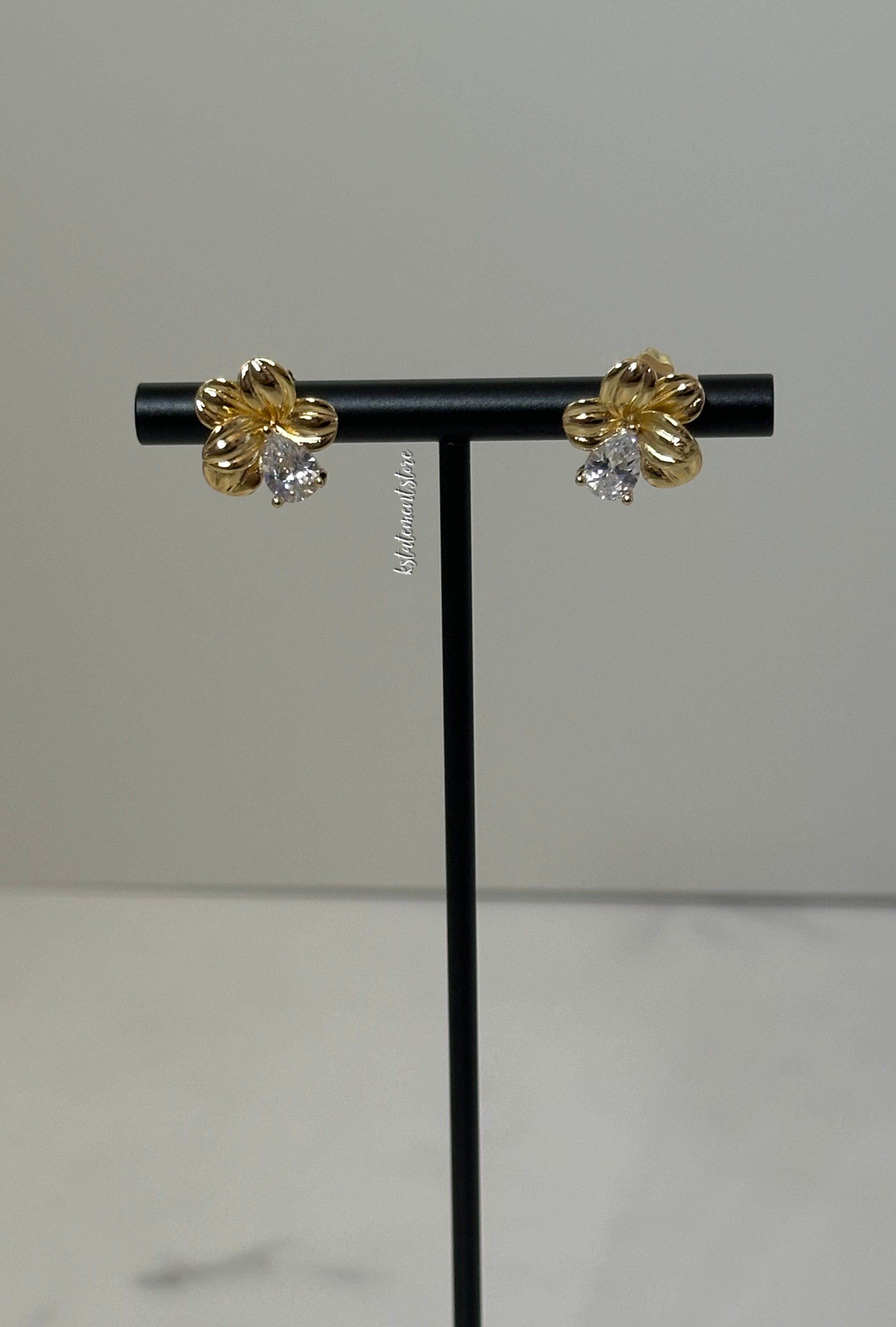 Senibua Earrings