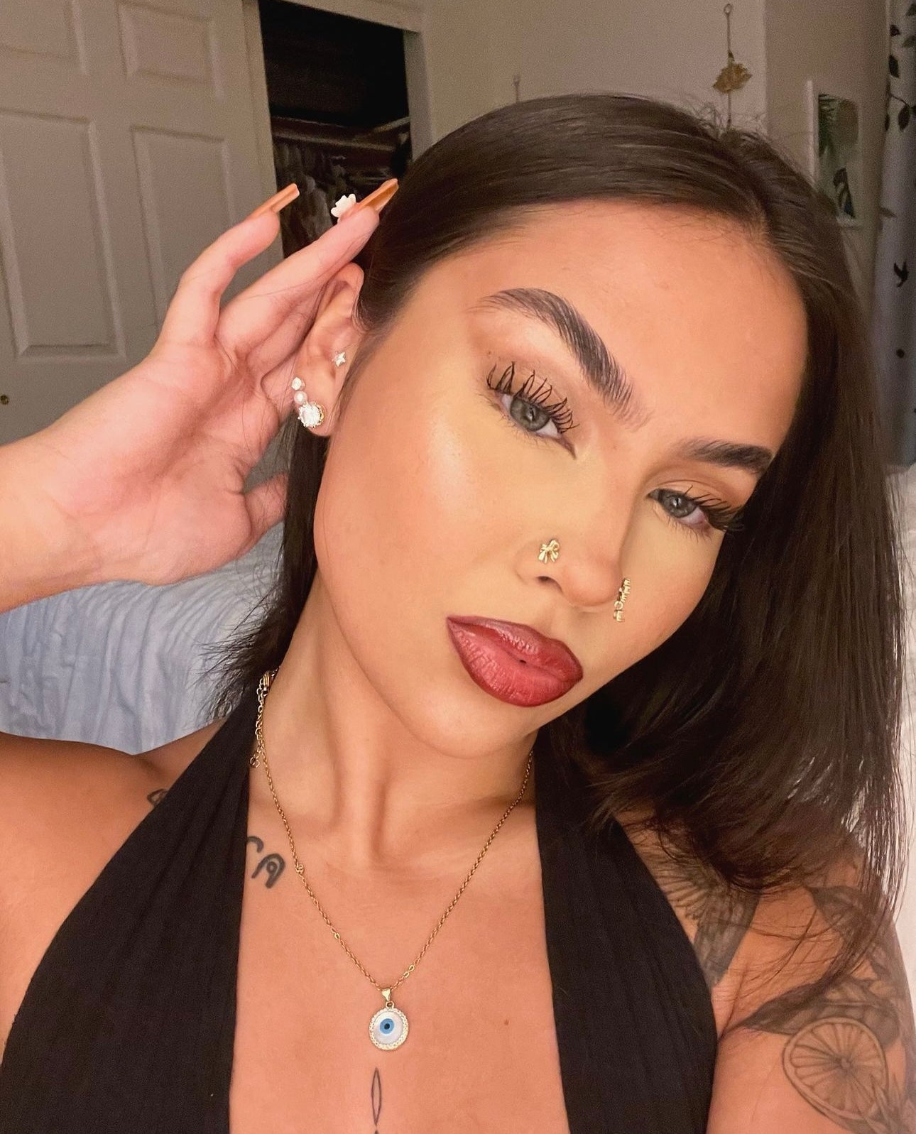 Soy sólo un anillo de nariz de niña