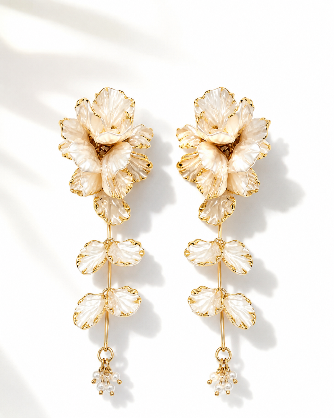 Senikau Floral Earrings