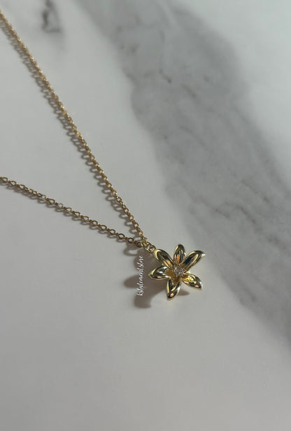 Laisa Bloom Necklace