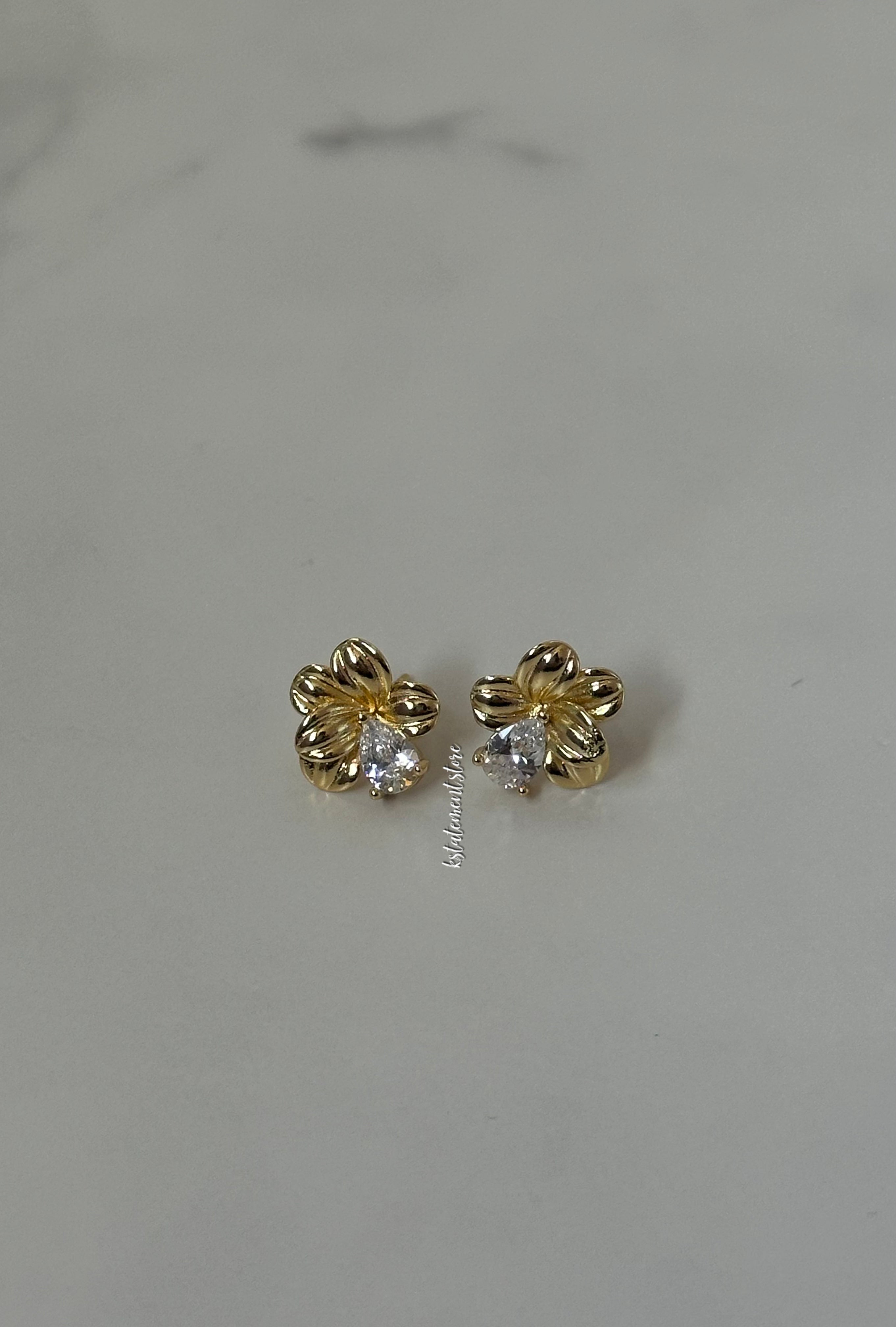 Senibua Earrings