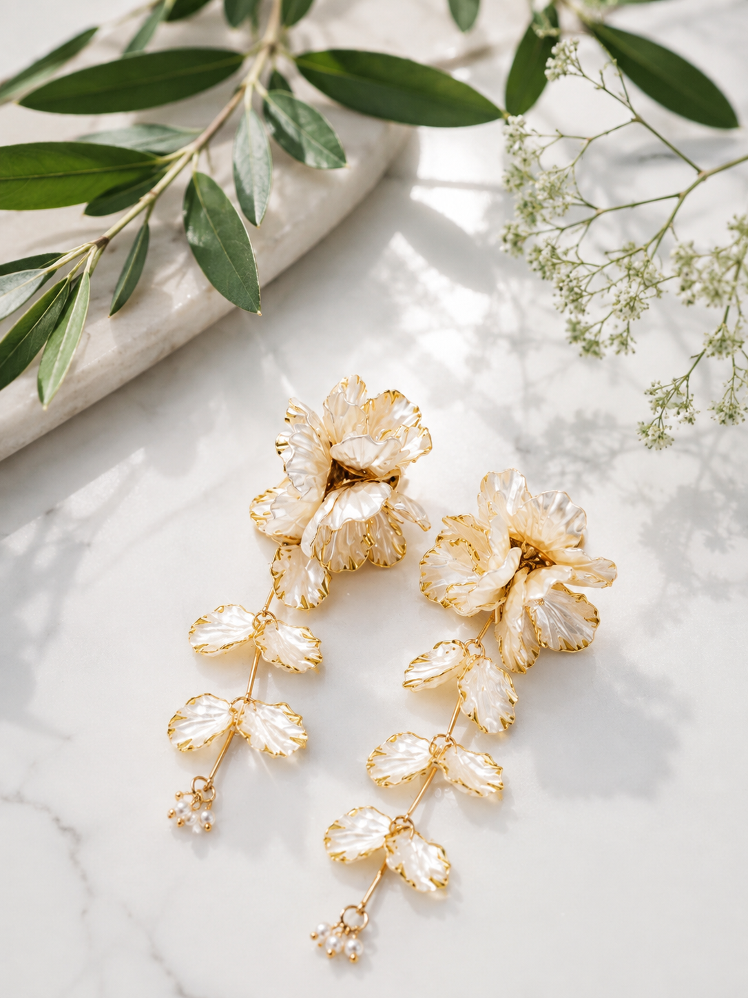 Senikau Floral Earrings