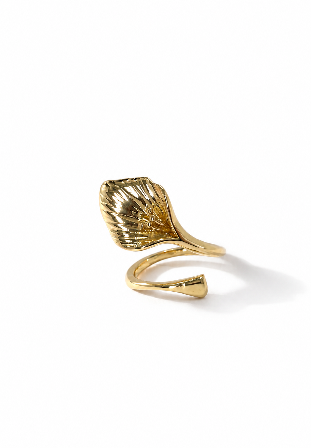 Lomalagi Leaf Ring