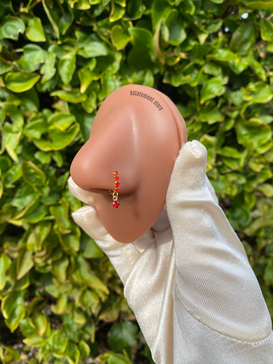 Aro de nariz de rubí